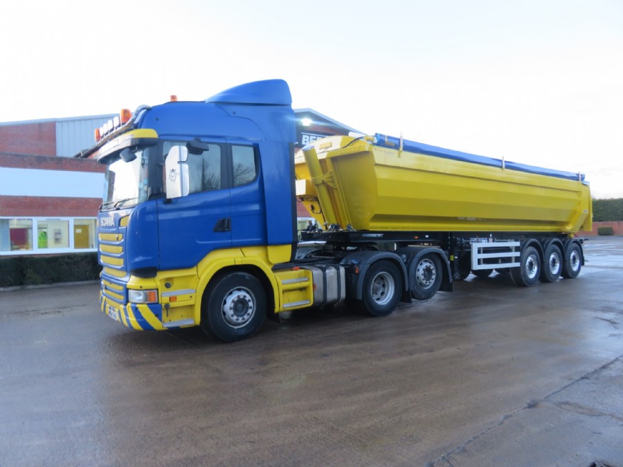 Middleton Coal Depot Ltd's New Kel-Berg T100 Tipping Trailer!