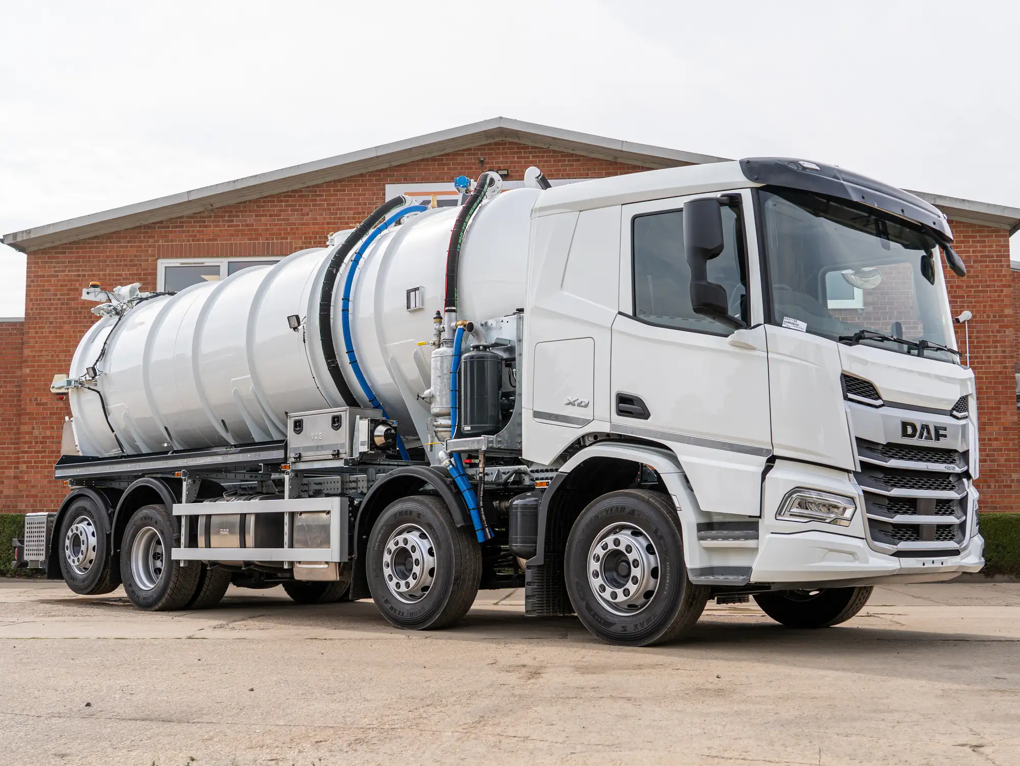 DAF XD 450 8×2 Kel-Berg Non-Hazardous Vacuum Tanker